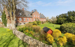 Pet Friendly Home In Rønde With Kitchen